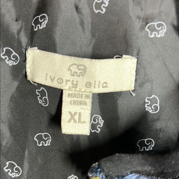 Ivory Ella Blue Quilted Vest - Picture 7 of 7